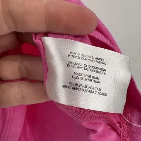 Gap NWT  Relaxed Fit Barbie Pink T-Shirt Size Small‎ Oversized  Stretch