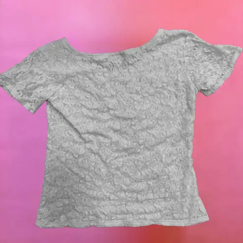 Vintage Kleid’s White Lacy / Floral Lace Baby Tee Shirt Top