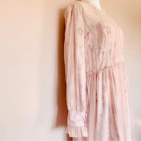 Ivy City Co Pink /Blush Floral Tulle Long Sleeves Ruffle Maxi Dress. Size 1X