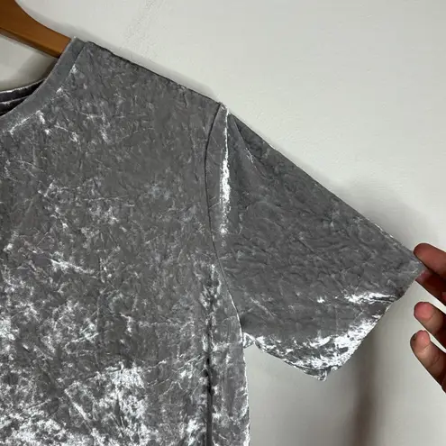 Massini Women’s Crashed Velvet Top Grey Crew neck Short Sleeve Blouse size M