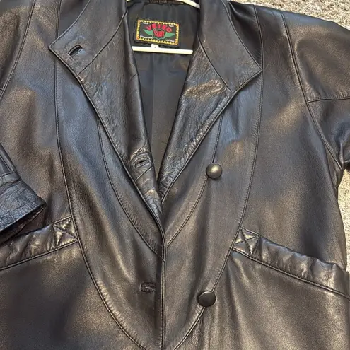 Black Leather Jacket Size 2 Women – Elegant Blazer Style with Lapels and Pockets