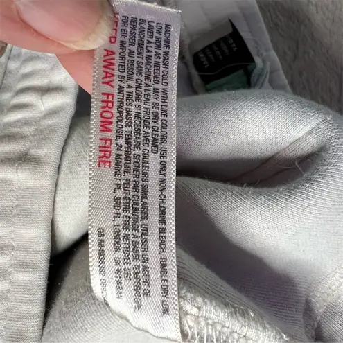 Anthropologie  Women's Ivory Cropped Joggers M Snap Ankle Casual Pants