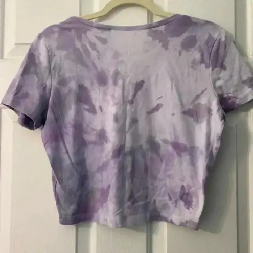 Wild Fable  tie dye cropped v neck t shirt white purple faded look size‎ L