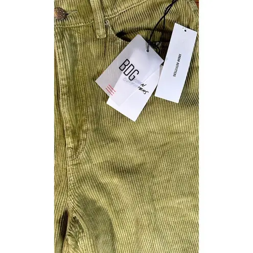 BDG NWT‎  Urban Outfitters High And Wide Women's Size 29 Green Corduroy Pants