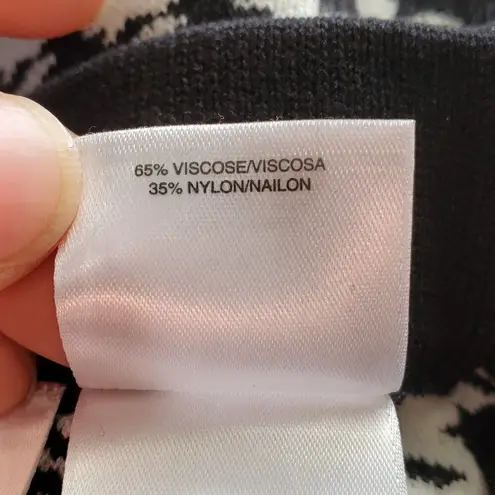 Kasper Houndstooth A-Line Knit Skirt Size Small