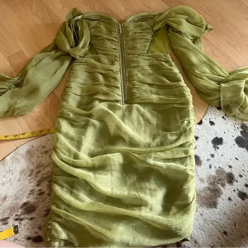 MISS CIRCLE Sirene Olive Pleated Off Shoulder Balloon
Sleeves Dress Size Small Green