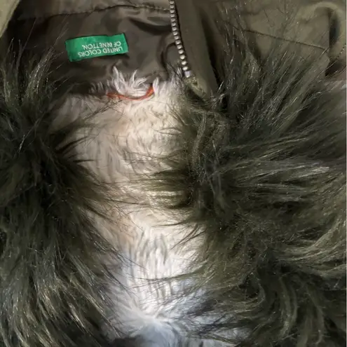 United Colors Of Benetton Puffer Vest – Size Small – Faux Sherpa Fur Hood