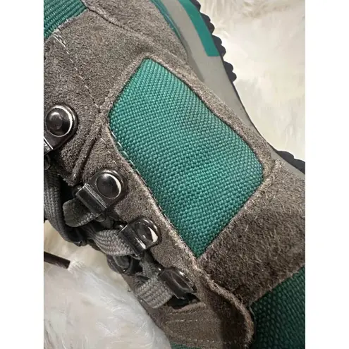 Cabela's New: vintage green leather hiking boots ankle lace up (women’s 6)