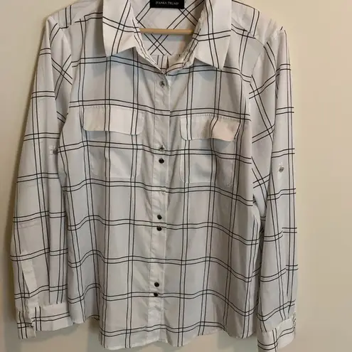 Ivanka Trump Womens Size Small Blouse White and Black Dress Shirt Silver Buttons