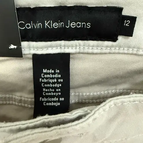 Calvin Klein Jeans Midrise Skinny Sateen Soft Pants Light Gray Captivate Size 12