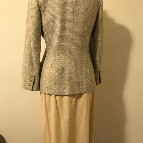 Carolina Herrera Saks 5th Ave Beige Skirt & Blazer, Size 8