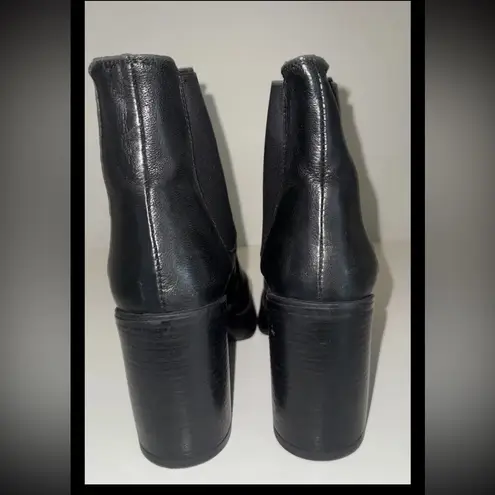 Emanuele Crasto Black Leather Lug Heel Chelsea Boots Size 8 (EU 38)