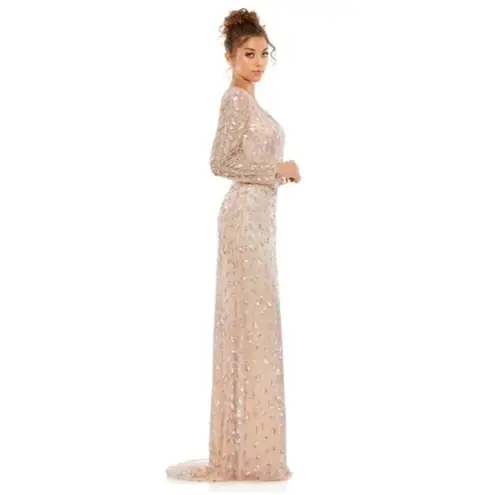 Mac Duggal Embellished Long Sleeve Evening Gown in Rose Gold Size US 6