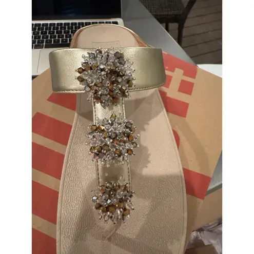 FitFlop Womens Wedge Sandal Metallic Beaded GALAXY Slip on toe post Size 9