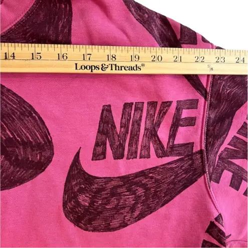 Nike  hot pink logo cropped sweatshirt, excellent condition, size 1X