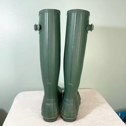 Hunter  Women's Green Adjustable Waterproof Original Tall Rain Boots Size 8M / 9W