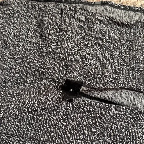 Lululemon  Vinyasa Scarf (Rulu) Running Luon Suited Jacquard Black White - Image 5