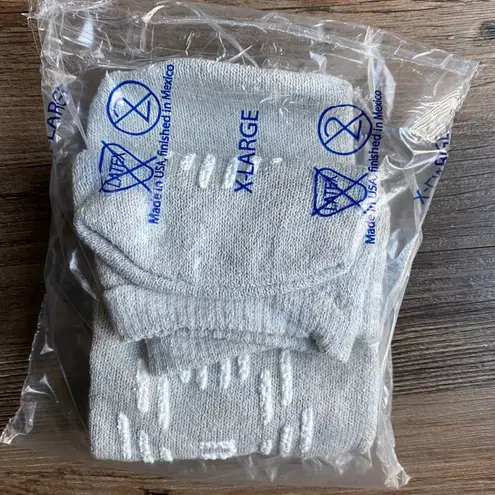 NovaPlus XL Gray Gripper Socks Non Slip Yoga Pilates Barre Bedridden Hospital