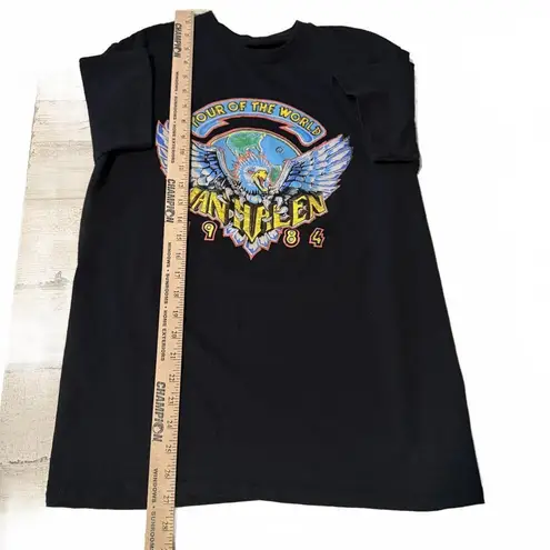 Unisex Medium Vintage Van Halen Tour of the World 1984 T
