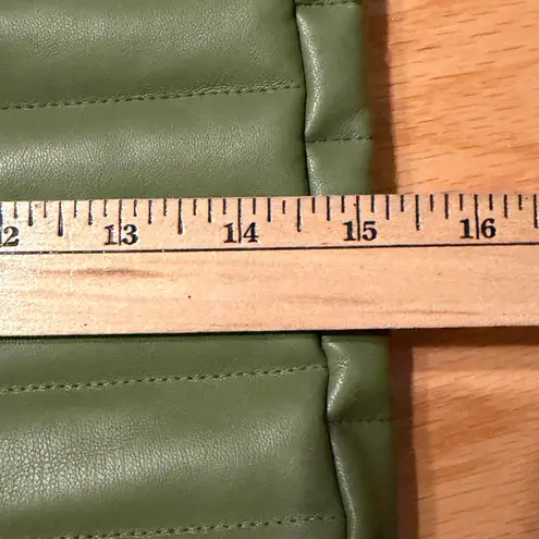 Royln Luxe Bag Quilted Shoulder Bag Olive Green Crossbody Purse Modern Sleek Hip