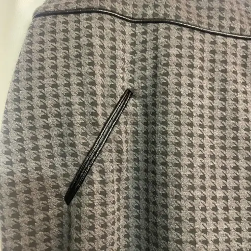 Susan Bristol black/ gray skirt size 8