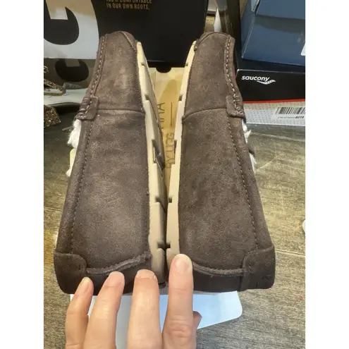 KOOLABURRA BY UGG, TIPTON 1105893 CHOCOLATE BROWN SIZE 9 MEN'S SLIPPERS/ NEW