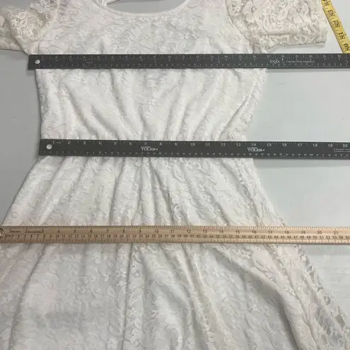 BY & BY Women’s Lace Cut