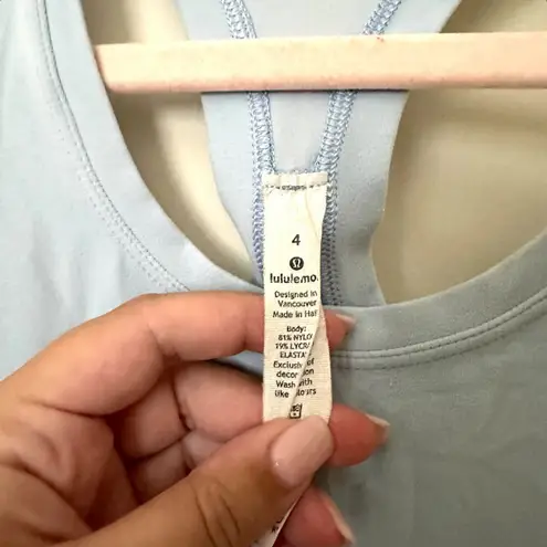 Lululemon  Racerback Workout‎ Tank Light Blue Sz 4