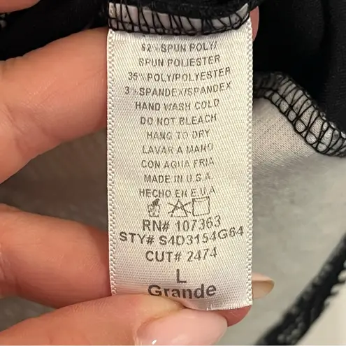 Solemio #130 LOS ANGELES BLACK AND WHITE LACE DRESS LARGE