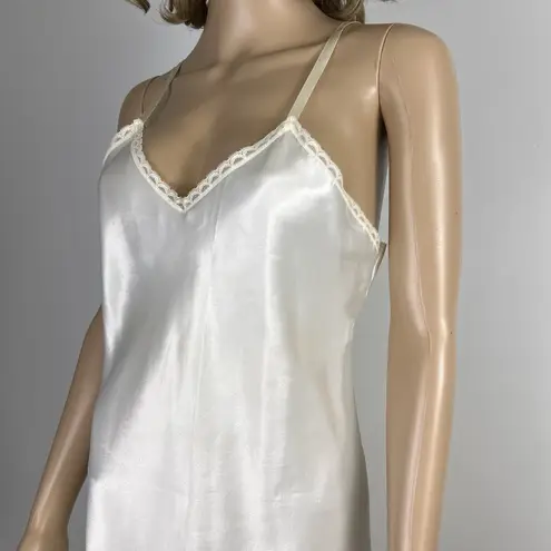 Vintage Today Tonight Satin Full Slip Dress Chemise Size 34 Cream Ivory USA Made White
