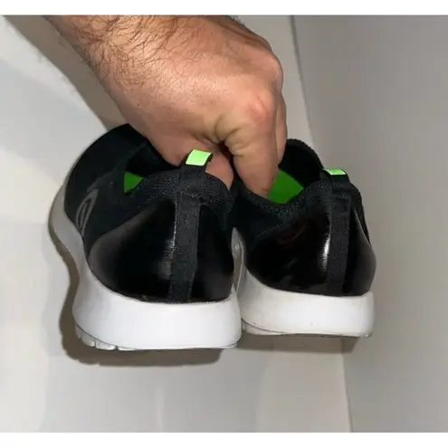 OOFOS WOMEN'S OOMG SPORT LOW SHOE