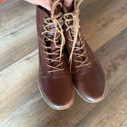 REEF Swellular Leather Boots in Brown