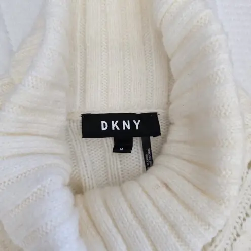 DKNY  Ivory Fringe Knit Ribbed Turtleneck Sweater Top, Size Medium.