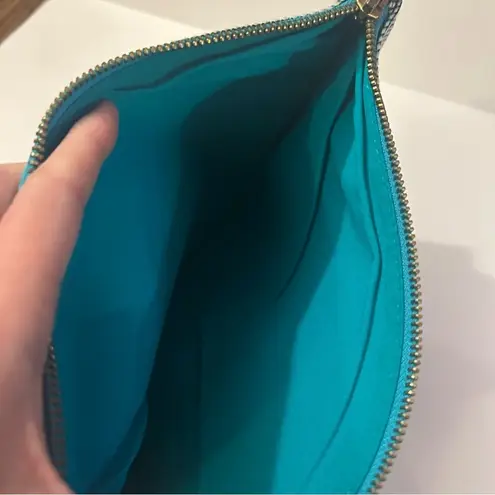 HAY NEW teal colored wool zipper pouch, travel, gift, organizing Blue - Image 6
