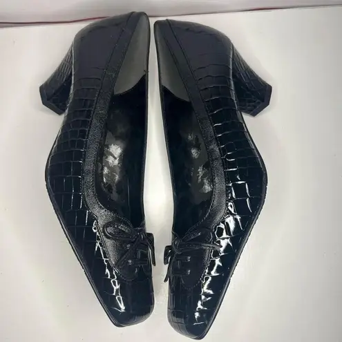 New Without Box J.Renee Black Patent Faux Alligator Block Heels Womens US size 5