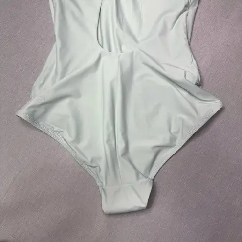 Lululemon  Waterside One Piece Swimsuit Delicate Mont Green Size XL NWT