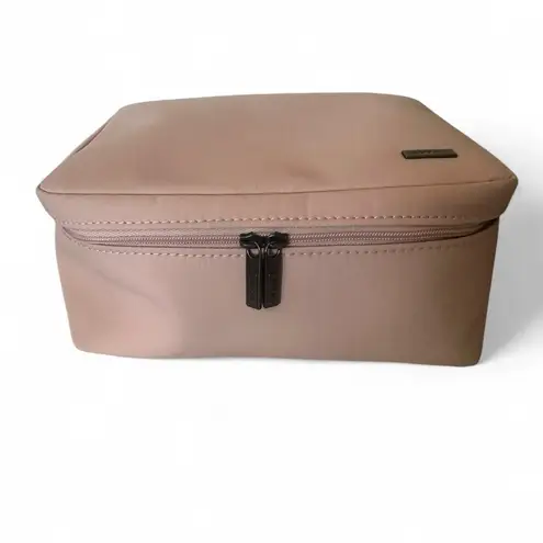 Away Blush Travel Pouch Pink