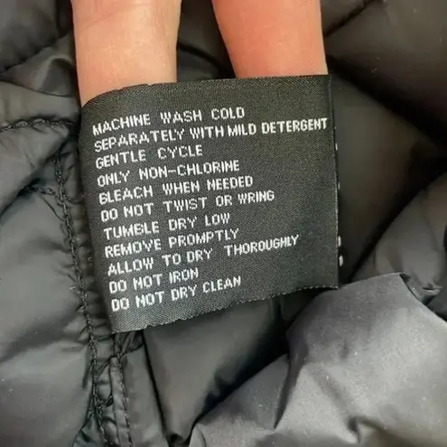 Zeroxposure hooded puffer quilted jacket full zip black size S NWOT with flaw