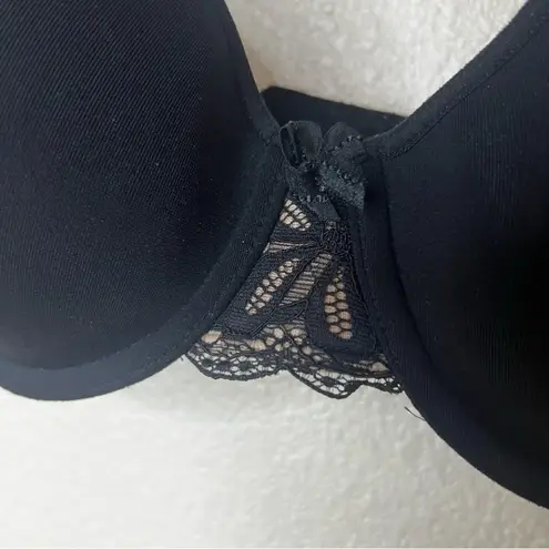 Wacoal 853166 All Dressed Up Seamless T-Shirt Bra in black lace 32D