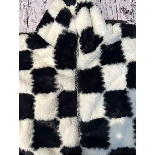 Salty Savage checkered fluffy faux fur quarter zip pullover size small oversized Black - Image 5