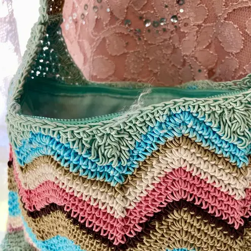 Multicolor Chevron Knit Shoulder Bag Excellent condition! Pink