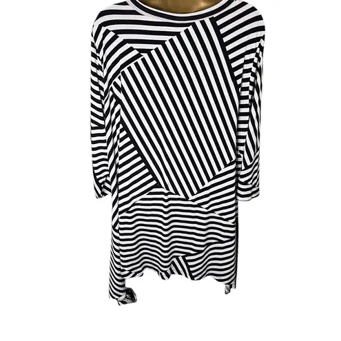 Woman Within Asymmetrical Tunic Top Mixed Stripe Stretch Black White 1X 22/24