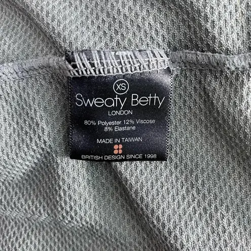 Sweaty Betty Ab Crunch V-Neck T-Shirt Grey