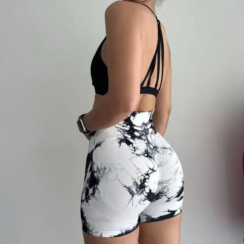 Black & White tie dye marble seamless high waist workout shorts scrunchy butt