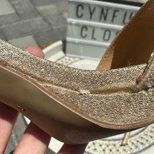 Badgley Mischka American Glamour gold sparkly heels sz 6