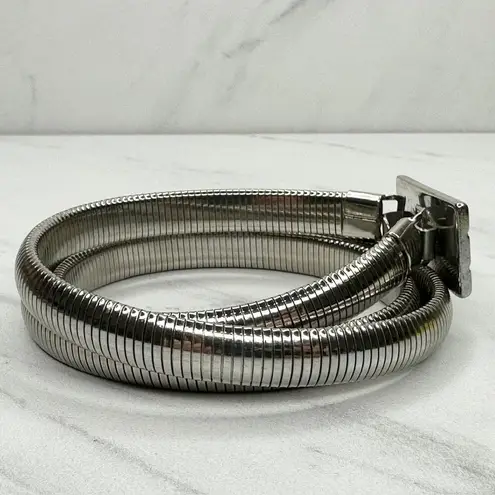 The Bar Vintage Buckle Silver Tone Coil Stretch Cinch Belt Size Small S Womens