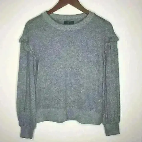 Tahari  Gray Heather Ruffle Sleeve light weight sweater Sz‎ S