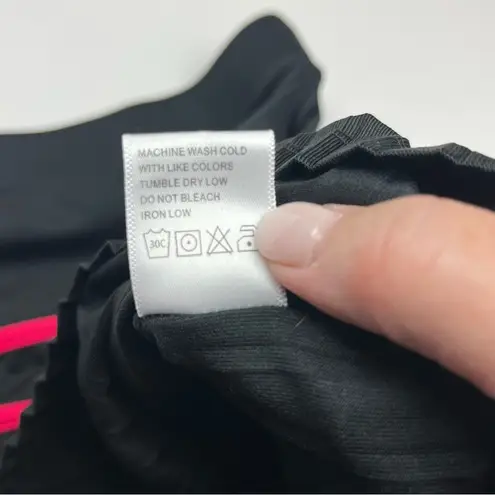 Tail Womens Size Large Black Pink Pleated Skort Tennis Golf Pickle Ball Athletic