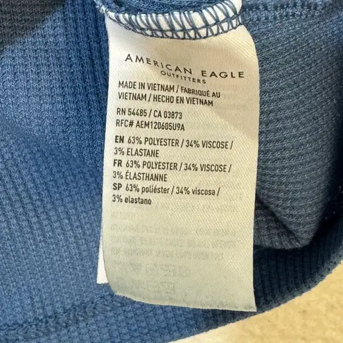 American Eagle Blue Long Sleeve Thermal Knit Turtleneck Cropped Shirt Size Large