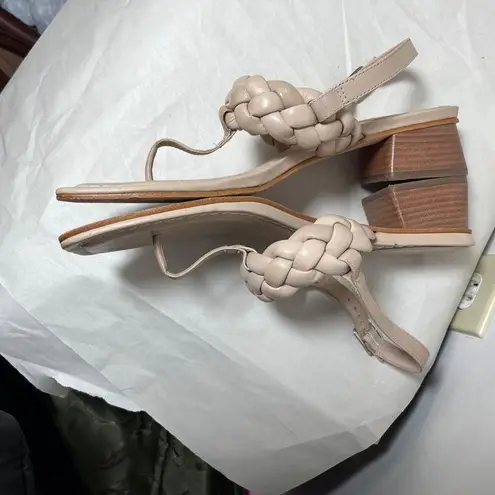Bernardo EUC Leather Braided Block Heel Square Toe Sandals, Beige Sz 11